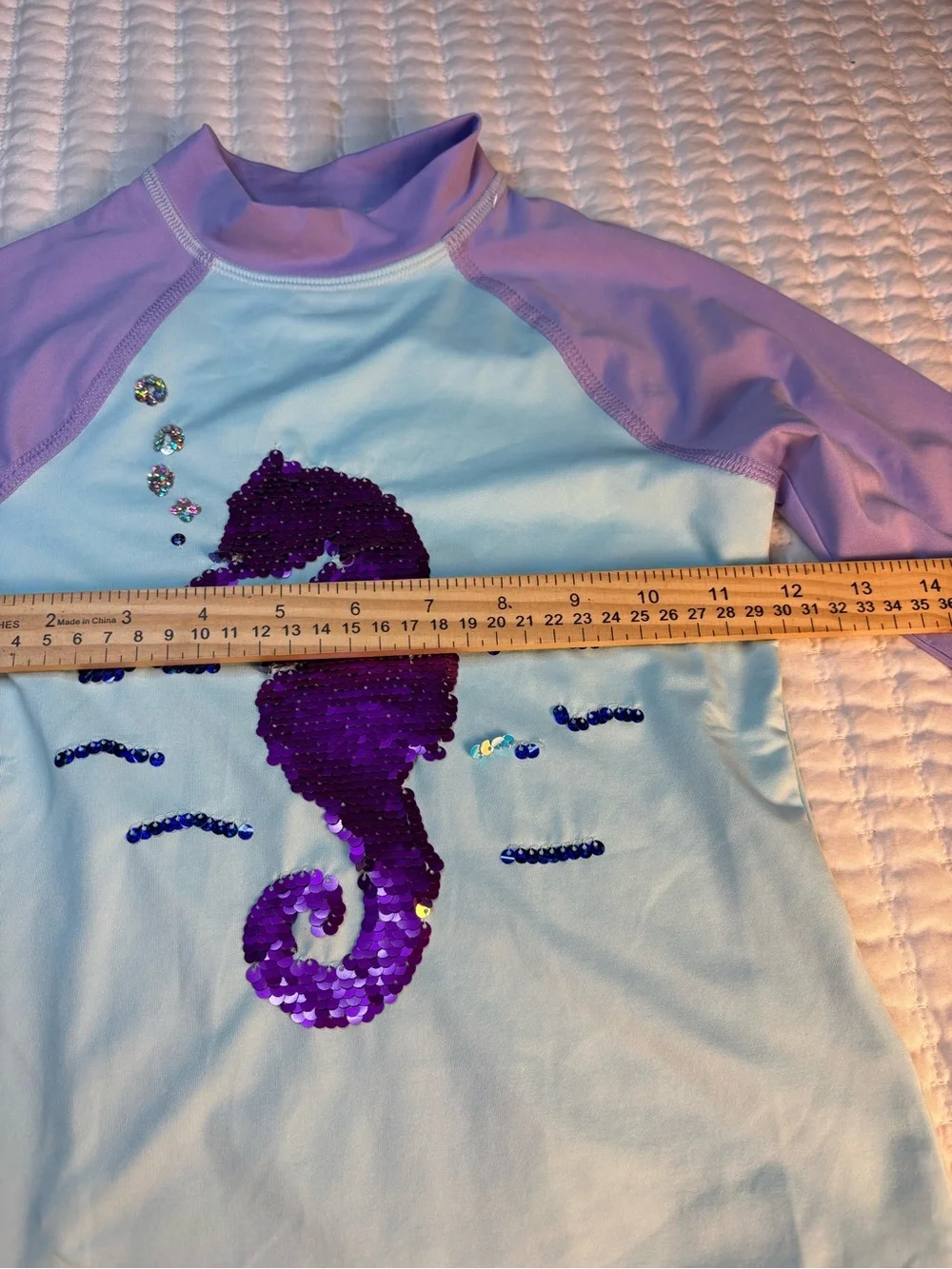 Lands' End Girls Small 6-7 Seahorse Rash Guard Swim Top UPF Purple Aqua Flip Seq